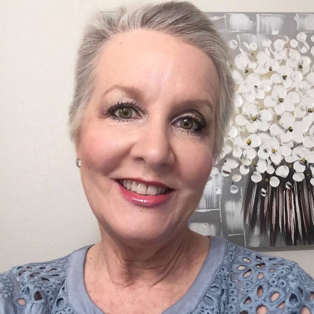 Meet your Posher, Cindy